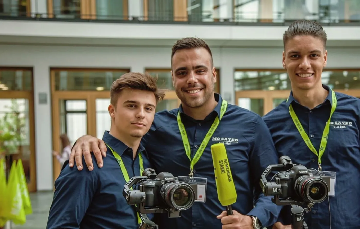 Mo Sayed Production crew on set